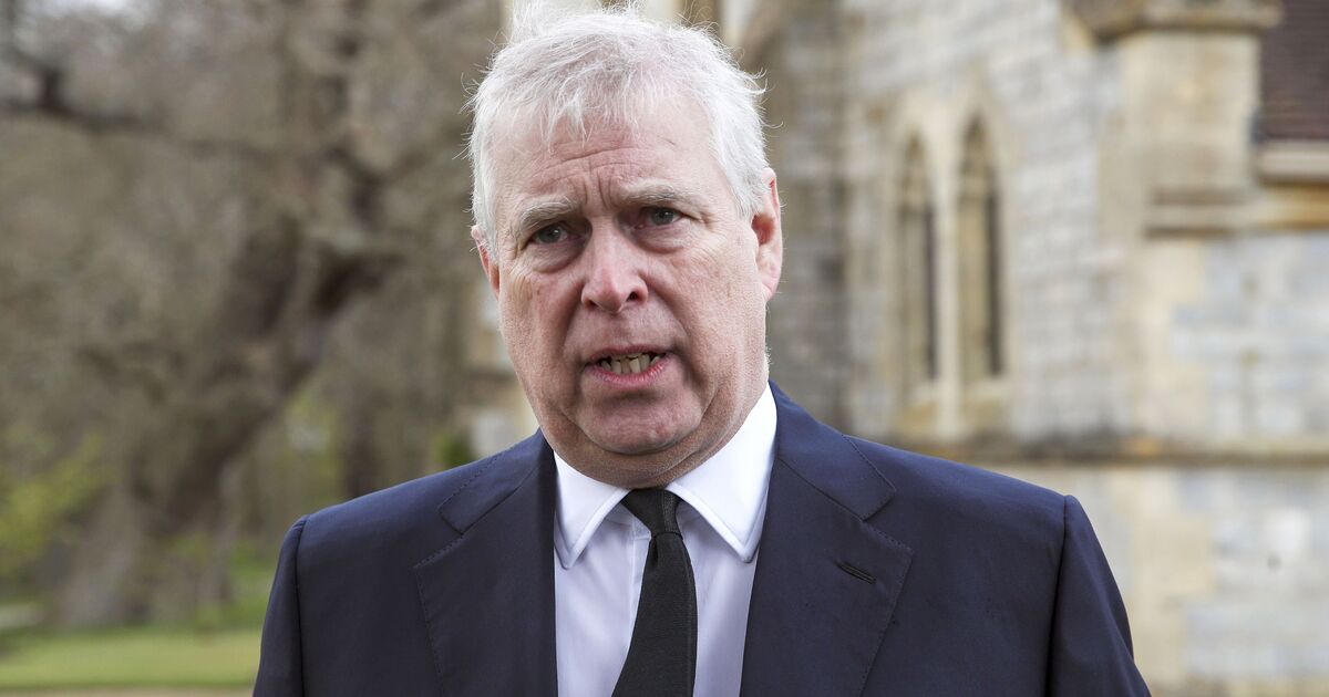 Prince Andrew set to cause major headache for Princess Beatrice and Eugenie | Royal | News