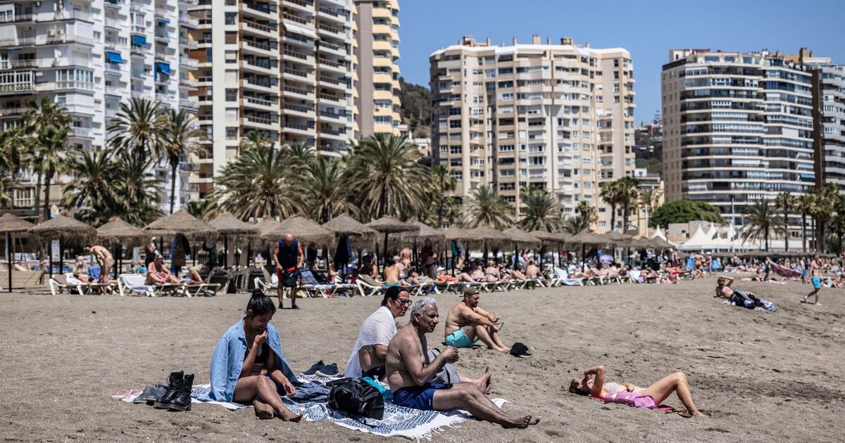 Spain's anti-tourism protesters dealt blow as hotspot hits record number of visitors | World | News