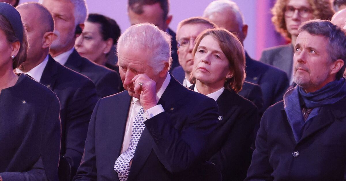 King Charles wipes away tears during incredibly moving Auschwitz ceremony | Royal | News