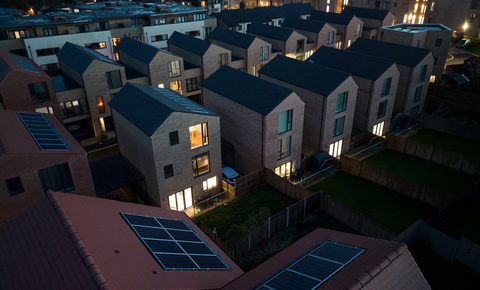 Homeowners Not Leveraging Available Technology to Reduce Energy Costs and Emissions, Says Report From Schneider Electric
