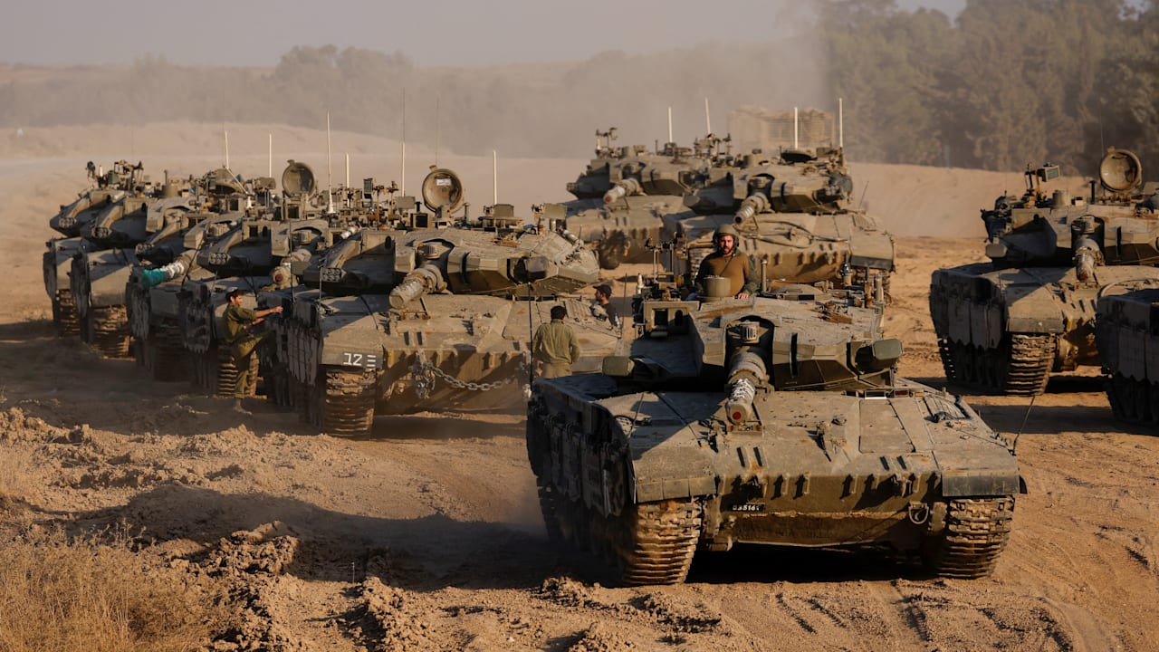 Deal mit Terrorgruppe Hamas: Kommen heute israelische Geiseln frei? | Politik