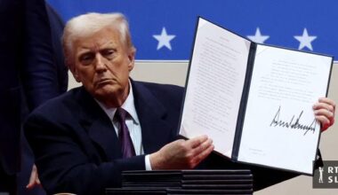 Trump razveljavil 78 Bidnovih odlokov: Odstop od pariškega podnebnega sporazuma in svoboda govora
