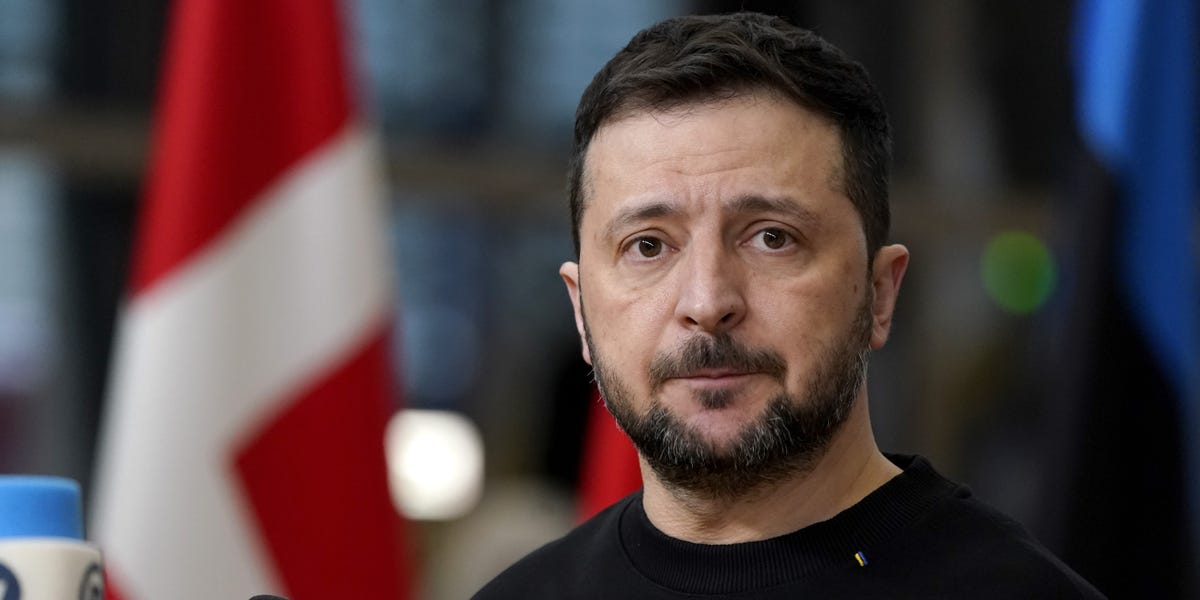 Zelenskyy Says Ukraine Captured 2 Wounded North Korean Soldiers