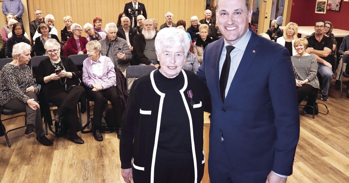 3 Summerlanders receive King Charles III medals | News