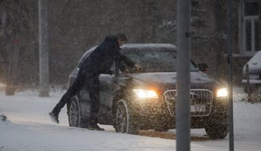 Po vėjuoto ir sniegingo savaitgalio – pokyčiai: orai primins ankstyvą pavasarį