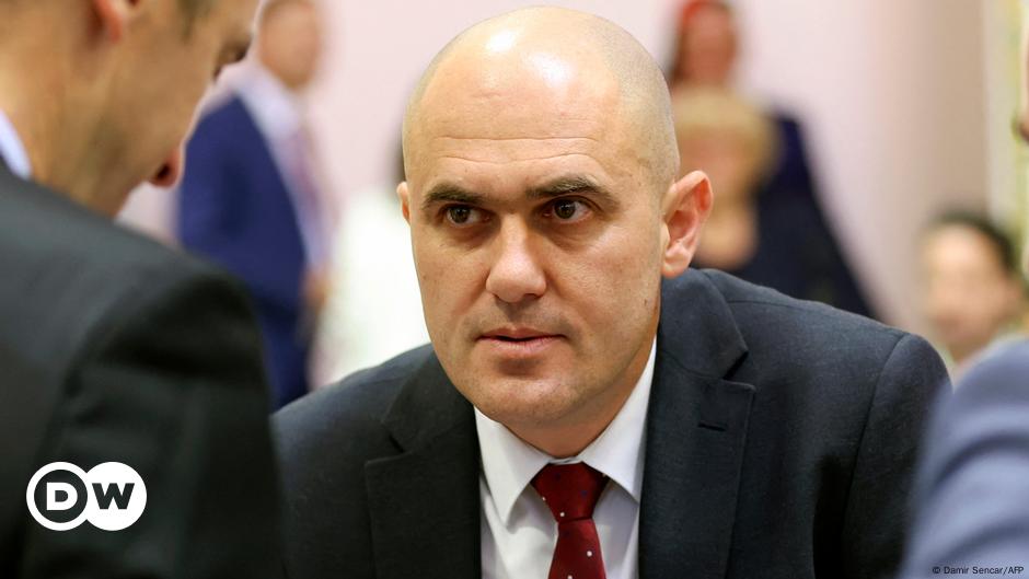 Deputy PM quits over video of him shooting from car – DW – 01/19/2025