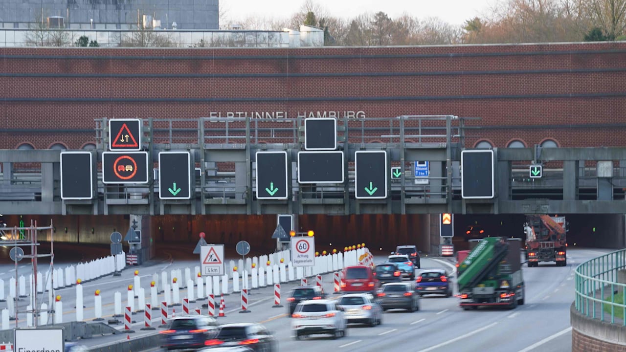 Bürgermeister schlägt Alarm: Im Krisenfall braucht die Nato den Elbtunnel | Politik