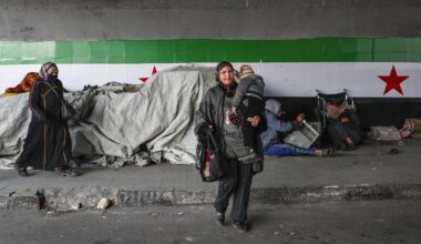 L'UE annonce une levée "progressive" des sanctions contre la Syrie