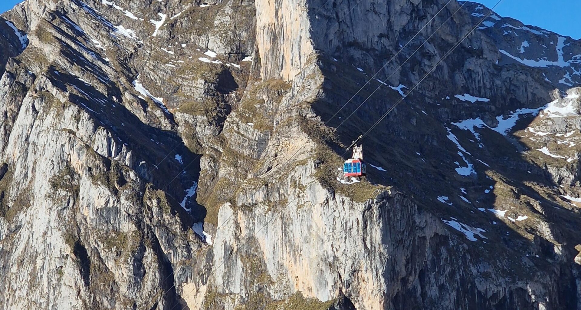 A parte de la montaña qué ves.