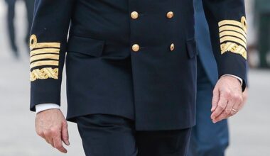 The tallest monarch in the world is King Felipe VI of Spain who stands at 6ft 5' tall (1.97m), according to the Guinness World Records official site
