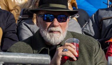 Arnold Schwarzenegger was nearly unrecognizable over the weekend as he enjoyed watching the Men's Downhill event at the FIS Alpine Ski World Cup in Kitzbuhel, Austria