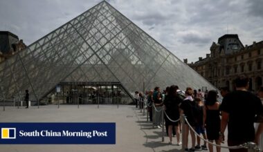 France’s iconic Louvre museum, in dire state, cries for help