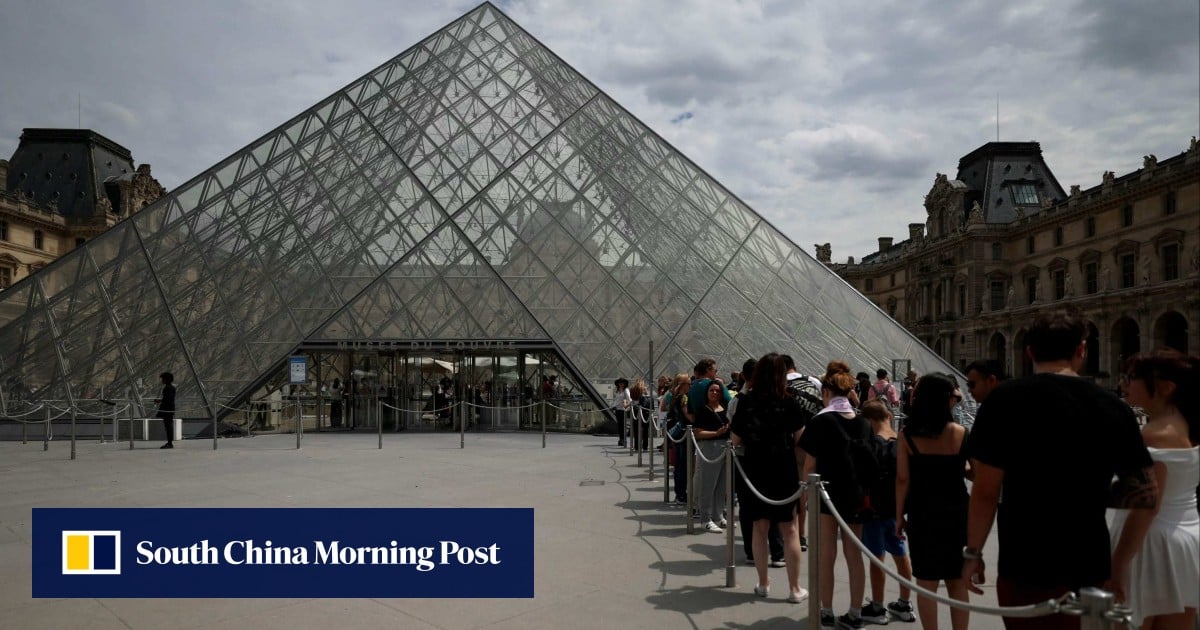 France’s iconic Louvre museum, in dire state, cries for help