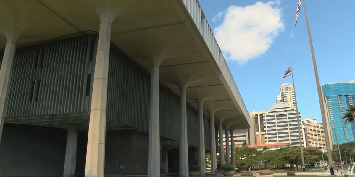 2025 predictions for Hawaii’s economy, politics