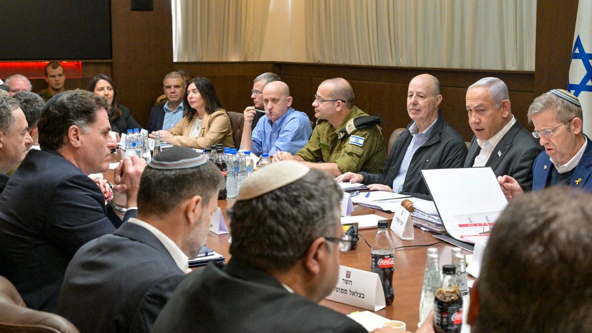 Netanyahu says Israel reserves 'right to resume war if necessary' with U.S. support