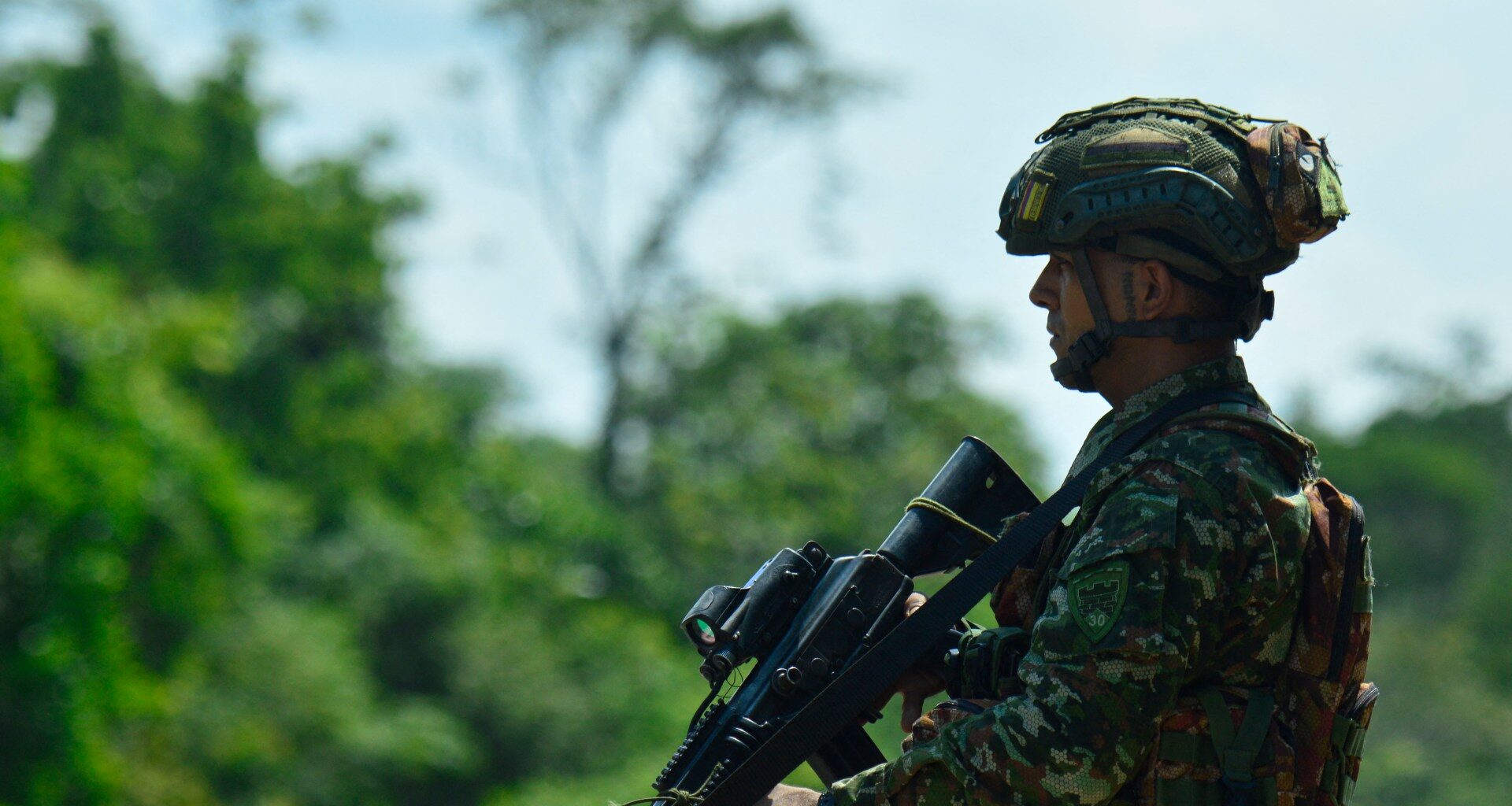 Colombia seeks to reassert control as rebel fighting kills over 100 | Politics News