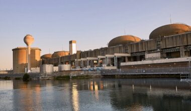 Canada / Pickering-4 Nuclear Plant In Ontario Permanently Shut Down