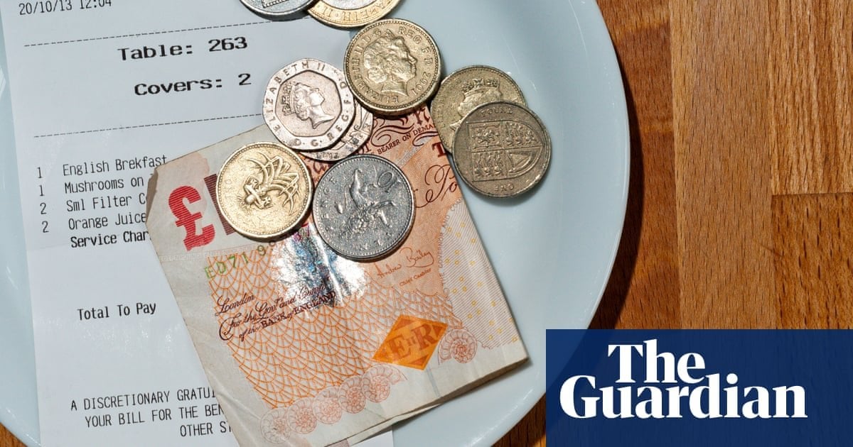 Cash makes surprise comeback amid 4.6% annual rise in ATM withdrawals