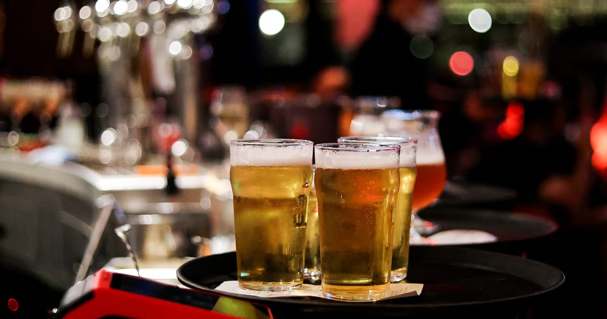 Brussels’ political deadlock threatens beloved pop-up bars – POLITICO