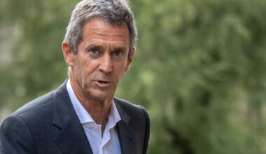 Greek court orders extradition of Israeli billionaire on Romanian corruption charges – POLITICO