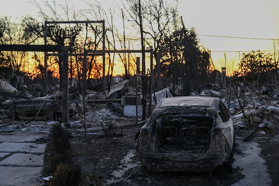 Incendio Los Angeles, le ultime notizie sui roghi in California. DIRETTA