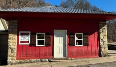 Wheelwright City Commission votes to close community space
