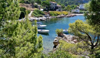 Is there space for a grumpy cynic on a Greek holistic retreat? – The Irish Times