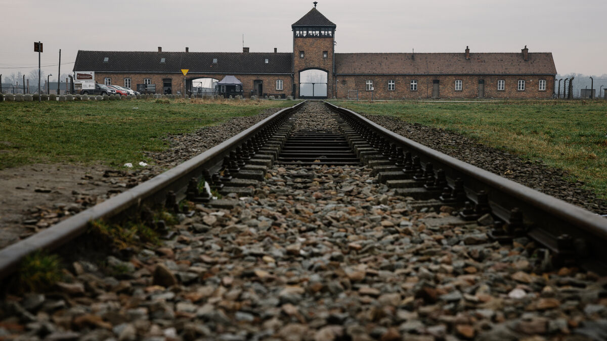 Varsovie garantira un « accès libre et sûr » aux responsables israéliens pour les commémorations d’Auschwitz