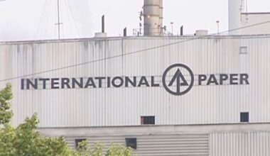 International Paper reaches deal with European company to combine operations
