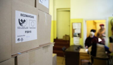 Latvia to gradually phase out issue of food packages for low-income households