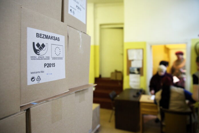 Latvia to gradually phase out issue of food packages for low-income households