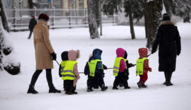 Birth rates in Latvia below one thousand for second consecutive month