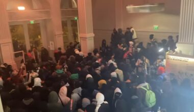 French theatre faces bankruptcy as 250 migrants refuse to leave