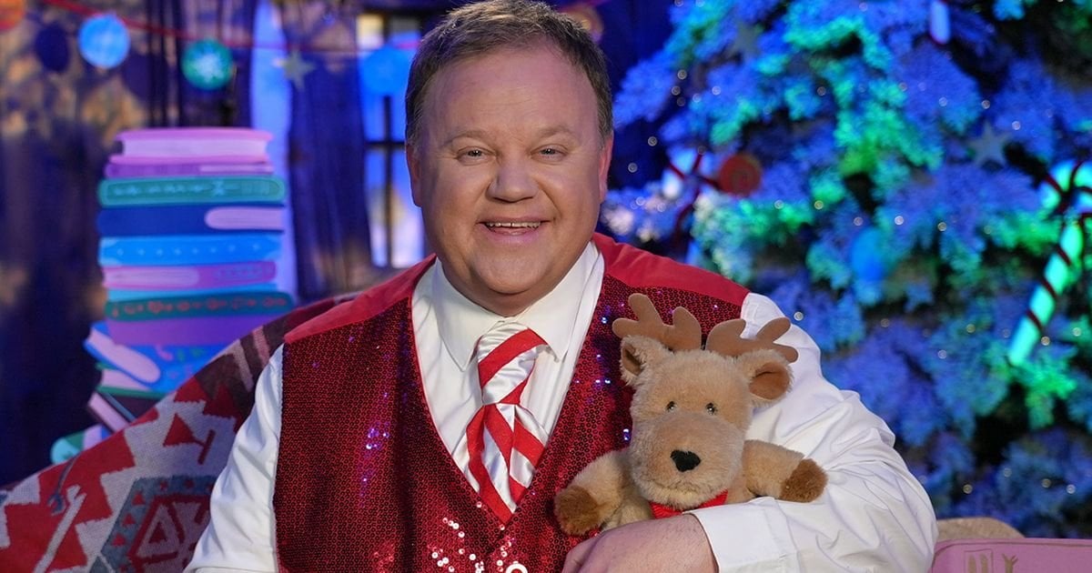CBeebies legend Mr Tumble replaced as star steps back from role after 22 years