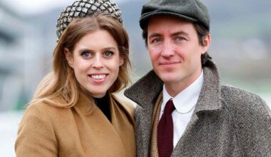 Princess Beatrice and Husband Kiss in New Wedding Photo Revealed on 4th Anniversary