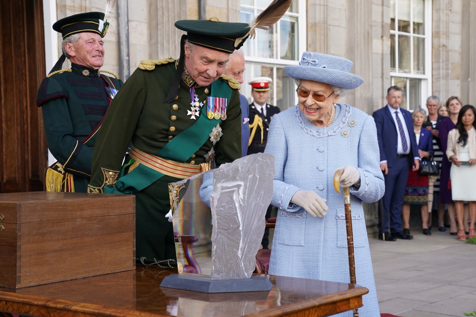 Elizabeth II and the then-Prince of Wales at the Reddendo Parade during 2022's Holyrood Week. 