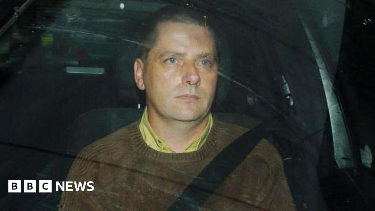 DNA evidence links man to police murders, court told