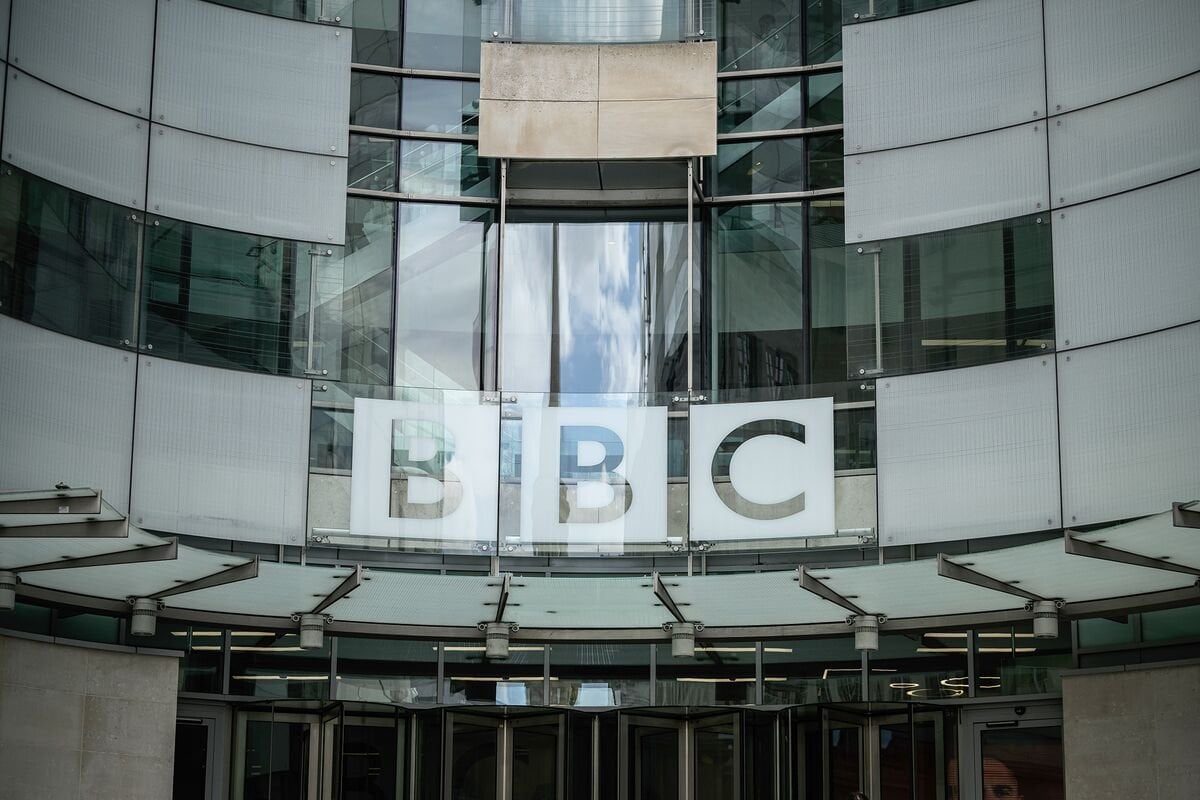 UK Considers Making Netflix Users Pay License Fee to Fund BBC