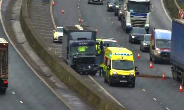Between J5 and J6 (Picture: Highways England)