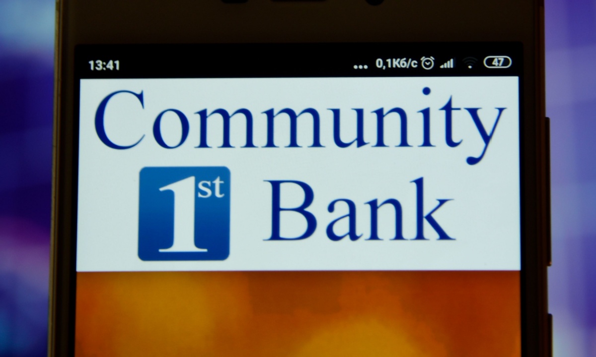 Nearly Half of Rural Small Businesses Use the Bank on the Corner