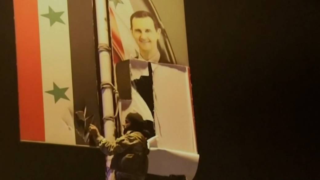 Click to play video: 'Islamist group challenges Syrian ruler Bashar al-Assad as conflict re-ignites'