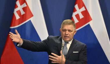 Slovakia PM threatens to cut off benefits for Ukrainian refugees as Kyiv shuts Russian gas supply – Firstpost