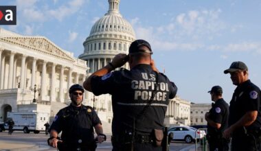 Polícia zastrelila výtržníka z Kapitolu, ktorého Trump omilostil