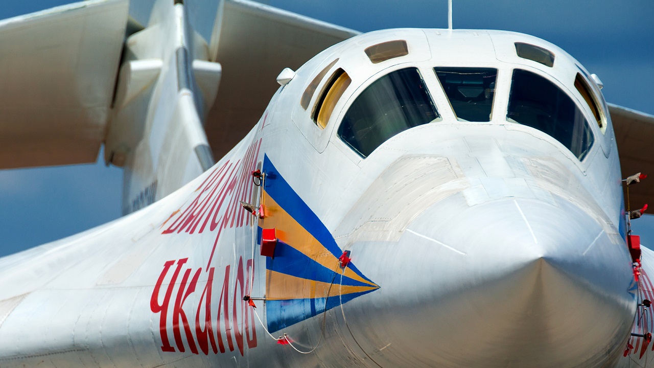 Tu-160. Image Credit: Creative Commons.