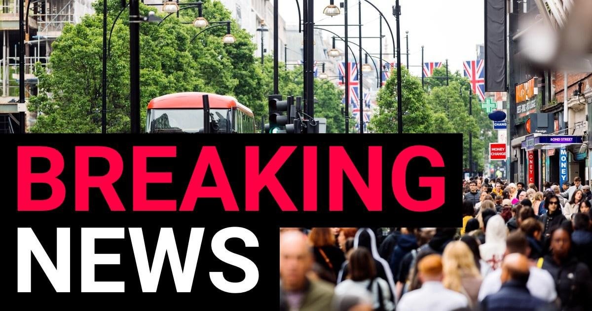 Major brands planning to flee Oxford Street because they are not attracting enough shoppers