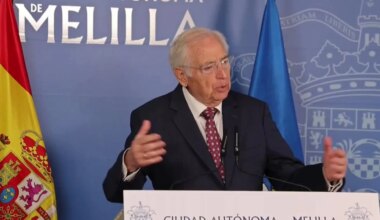 Imbroda acusa al Gobierno de “engañar” con medidas “peligrosas y arriesgadas” que suponen que “Marruecos meta sus zarpas en Melilla”