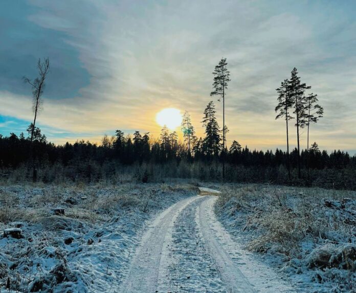 Cloudy days and some snow: weather to become colder until weekend in Latvia