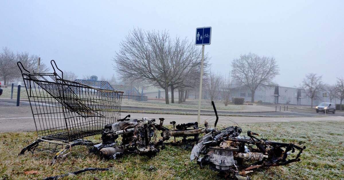 «Il y a déjà eu des voitures brûlées, mais quelque chose de cette ampleur, non !» – Libération