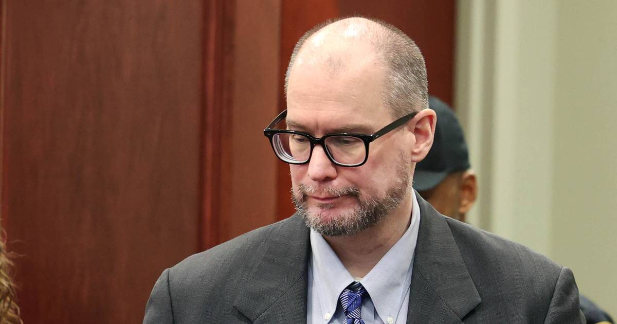 Hurst’s DNA on pillow, knives in Wilsons' Sycamore laundry room crawl space, forensic expert says – Shaw Local