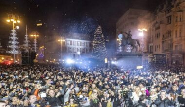 VIDEO: Croatia welcomes in 2025 with open-air parties